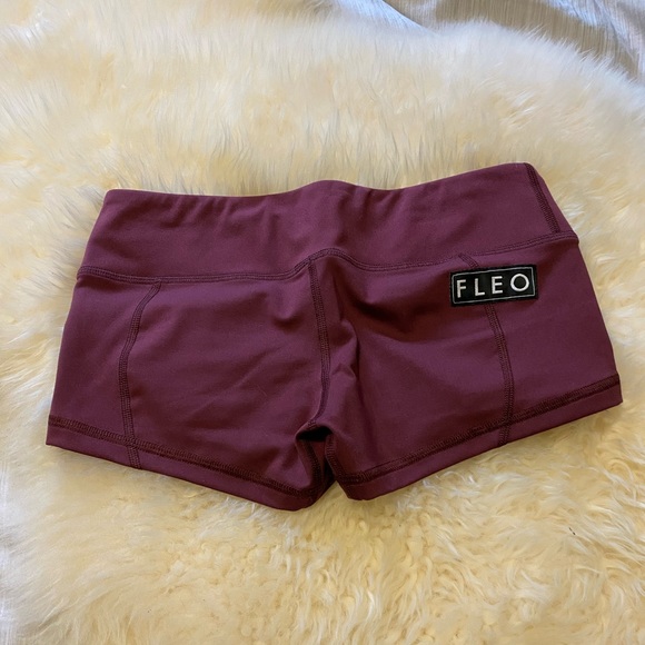 Fleo Low Rise Contour Shorts - Picture 1 of 3